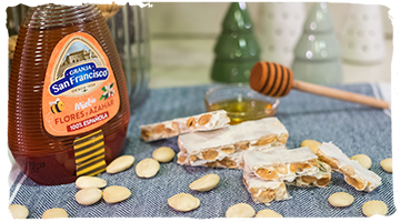 Endulza la Navidad con este turrón de miel y almendras