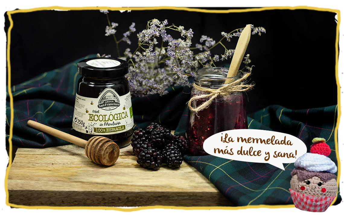 Mermelada de moras con miel, bodegón