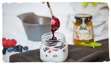 Frutos rojos con miel y queso fresco, paso 2